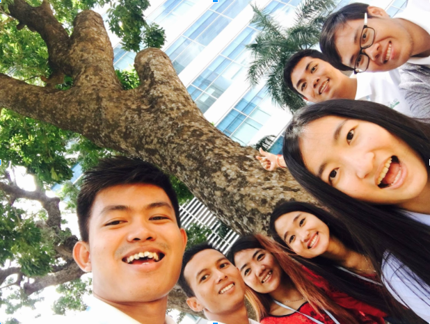 TechCamp Participants pose for a #Treefie, part of a social media campaign to raise awareness about planting trees to prevent flooding.