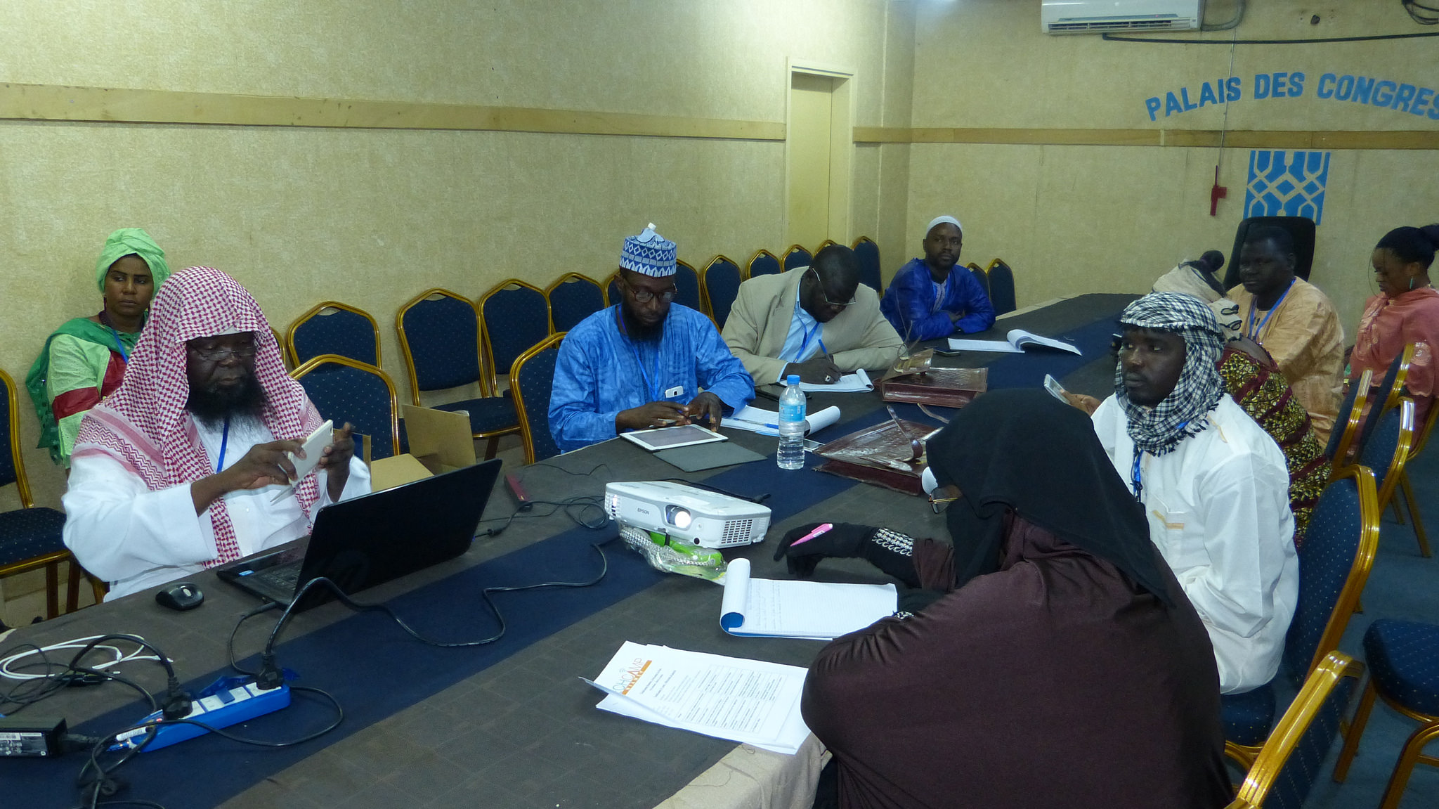 TechCamp Niger participants and trainers work on using technology solutions to promote peace.