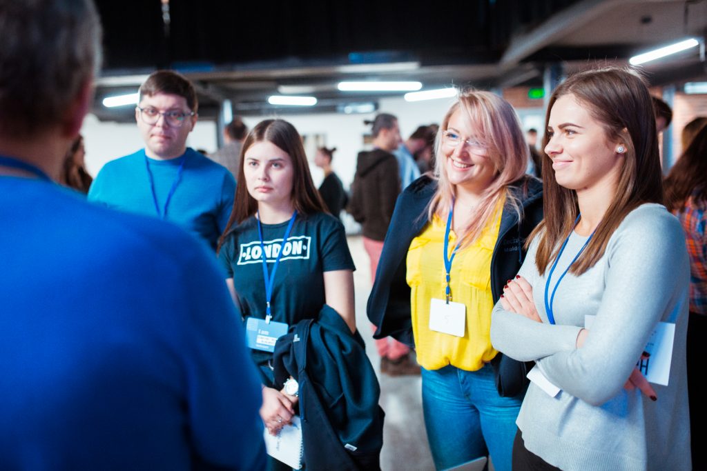 TechCamp Moldova Participants speed-geeking